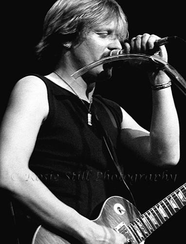 John miles live on stage in Croydon 1977